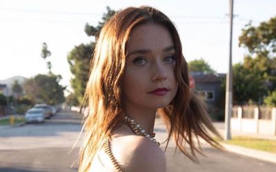 Who is Jessica Barden Dating in 2021? Details on Her Boyfriend Here